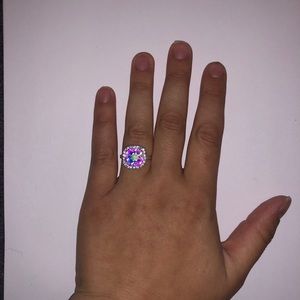 Jewelry: Iridescent Stone Ring